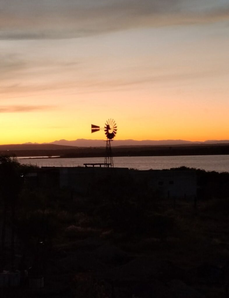 Glamping con vistas al atardecer